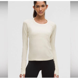 Women's Lululemon Swiftly Tech Long Sleeve Tee 12. off White/Light Grey